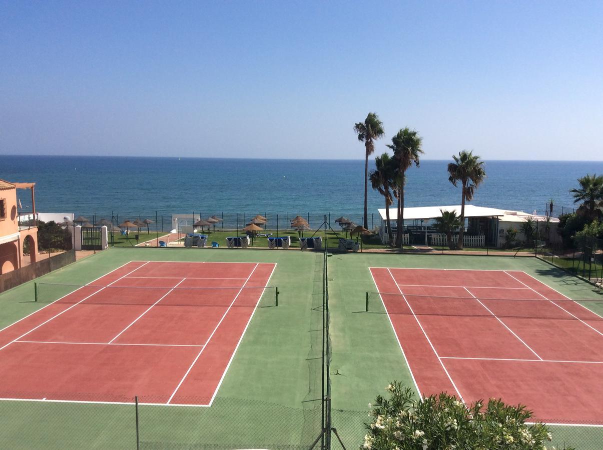 Mansion Alhamar - 2 Bedroom, Frontline Beach, Mountain Views, Full Size Pool, Tennis Courts, Close To Shops, On-Site Bar & Chiringuito Sitio de Calahonda Eksteriør bilde